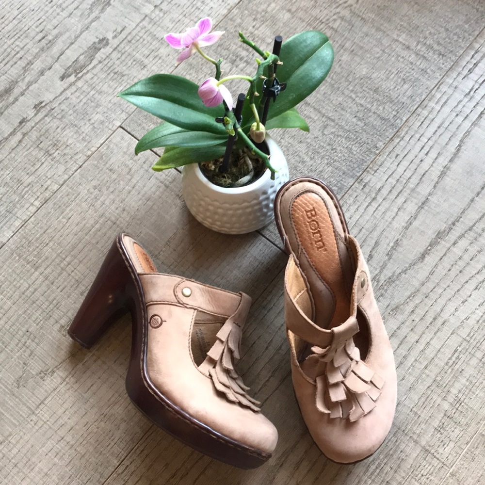 Born Taupe Suede Fringed Mules with Heels 7 EUC